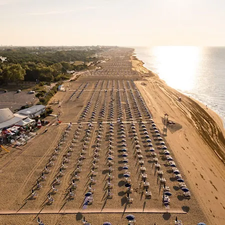 Apartamento Cozy Flat With 3 Shared Pools And Private Garden