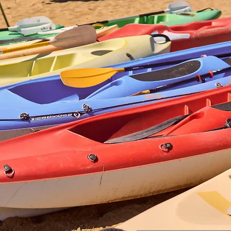 Cozy Flat With 3 Shared Pools And Private Garden Apartamento