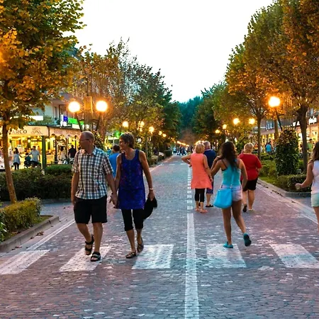 Cozy Flat With 3 Shared Pools And Private Garden * Bibione