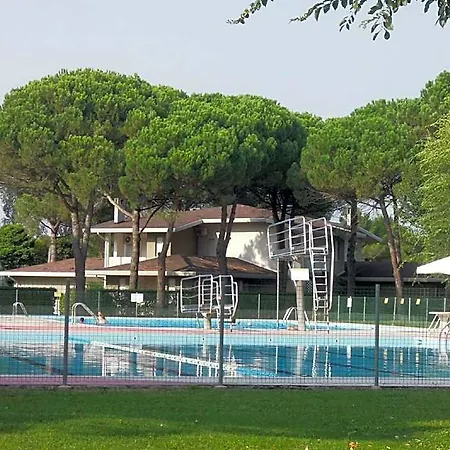 Cozy Flat With 3 Shared Pools And Private Garden * بيبيوني