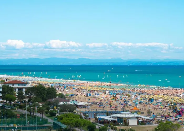 Apartment Cozy Flat With 3 Shared Pools And Private Garden Bibione