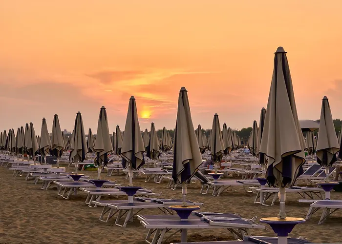 Apartment Cozy Flat With 3 Shared Pools And Private Garden Bibione