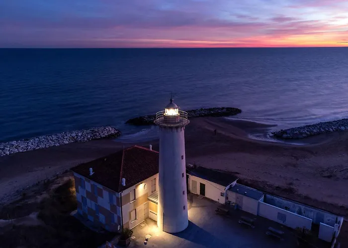 Cozy Flat With 3 Shared Pools And Private Garden Apartment *